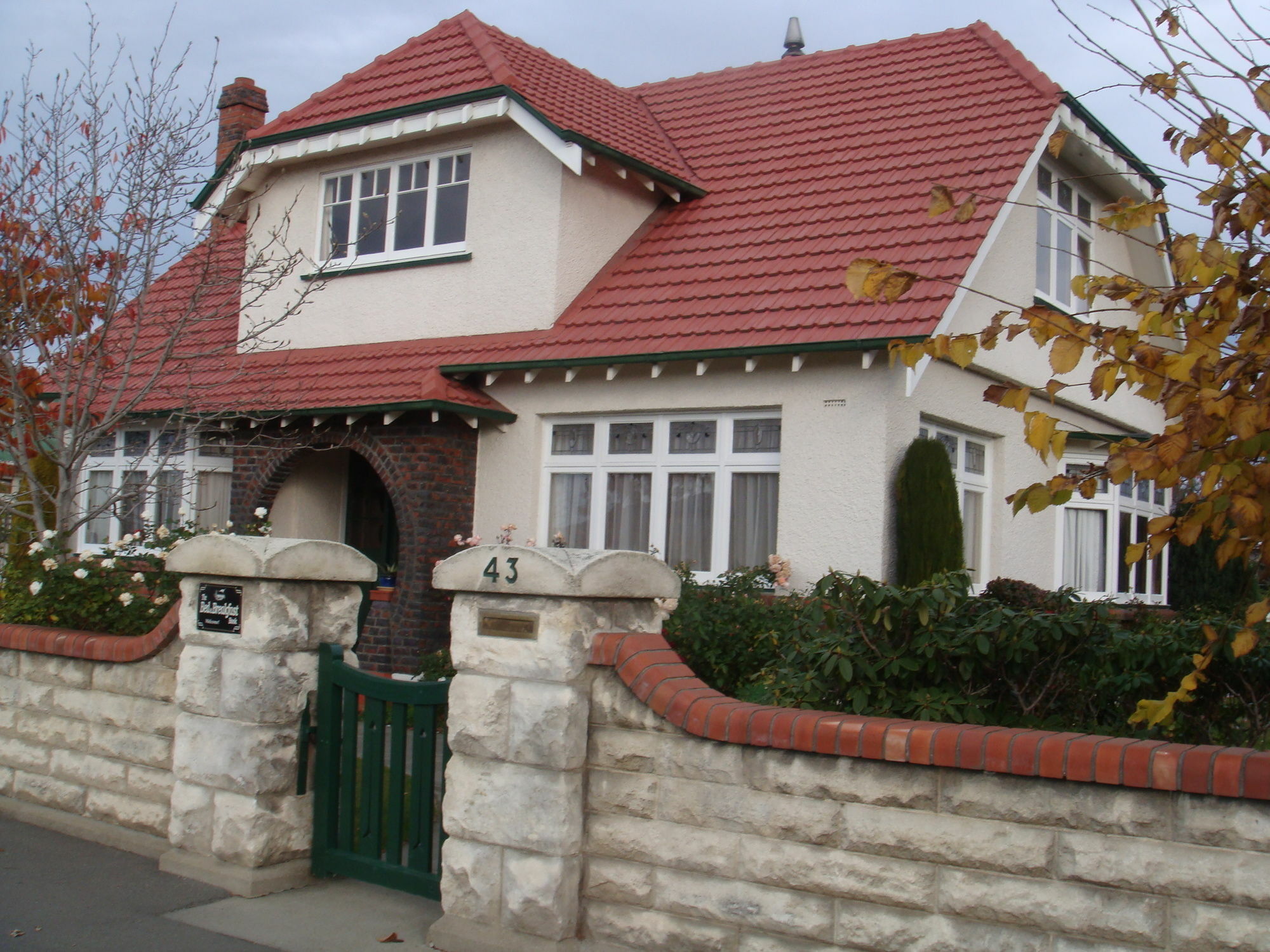 Highway House Bed And Breakfast Oamaru Exterior photo